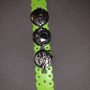 Snap button bracelet green